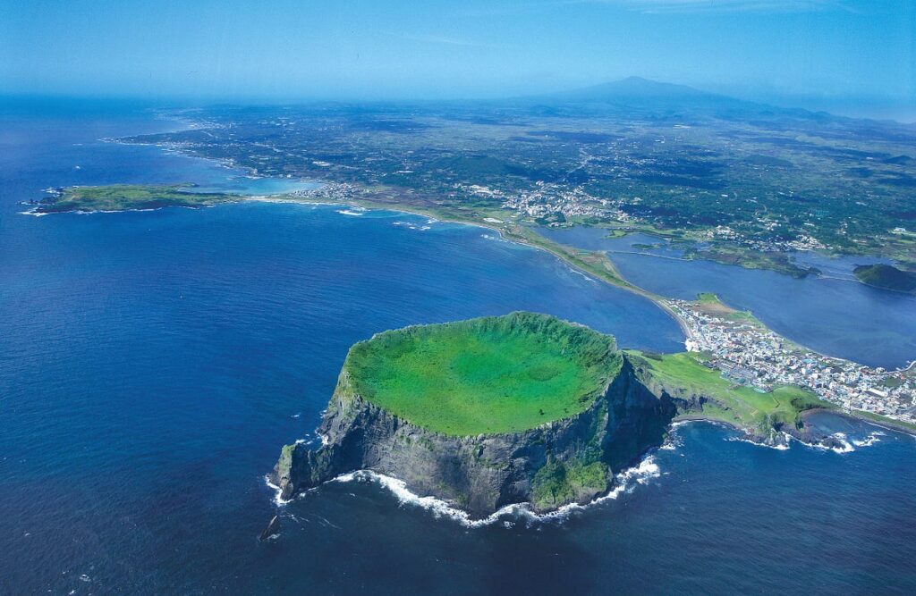 Explore the Natural Wonders of Jeju Island